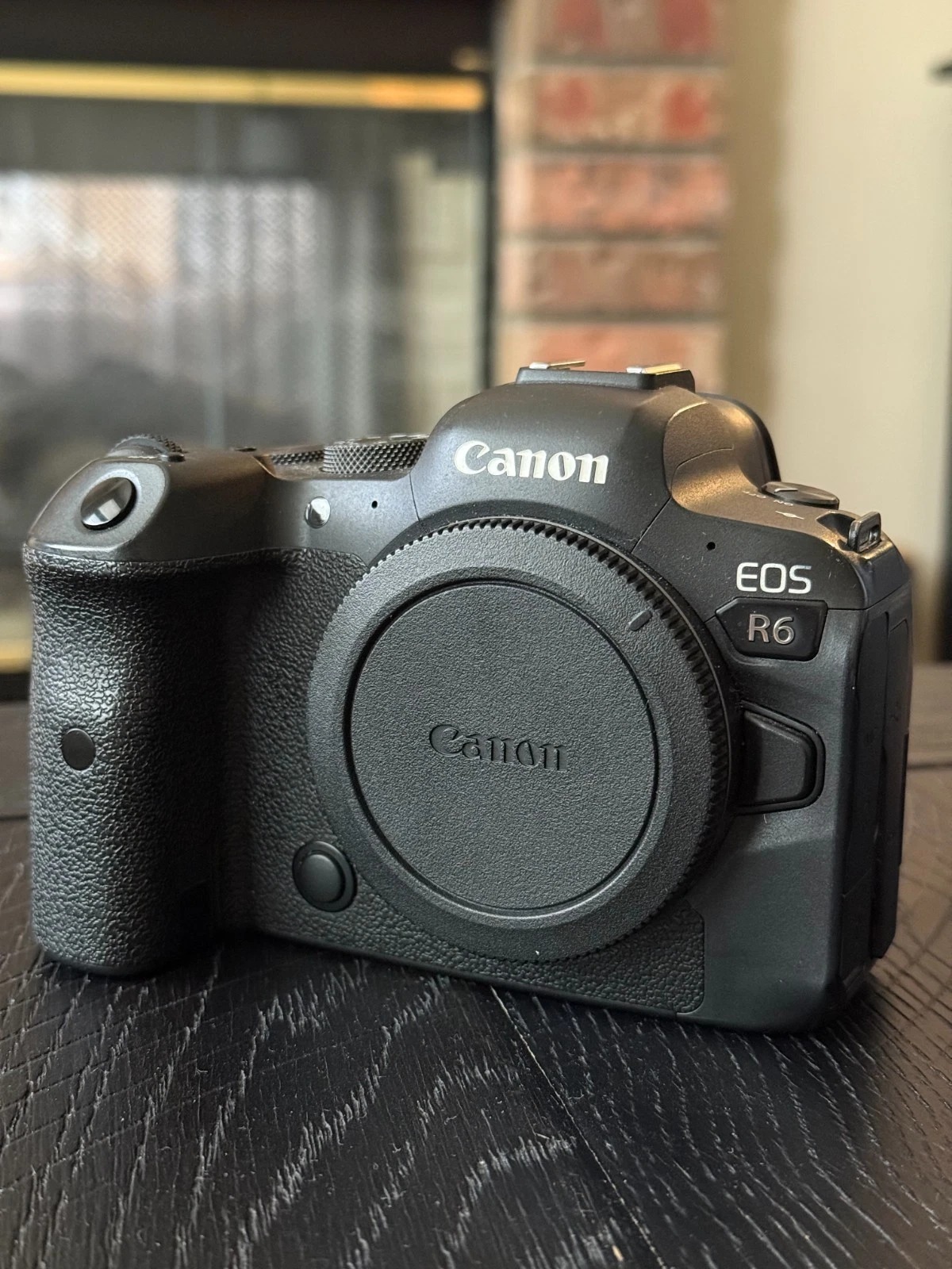 Canon EOS R6 20.1MP Mirrorless Camera – Black (Body Only) - Image 1