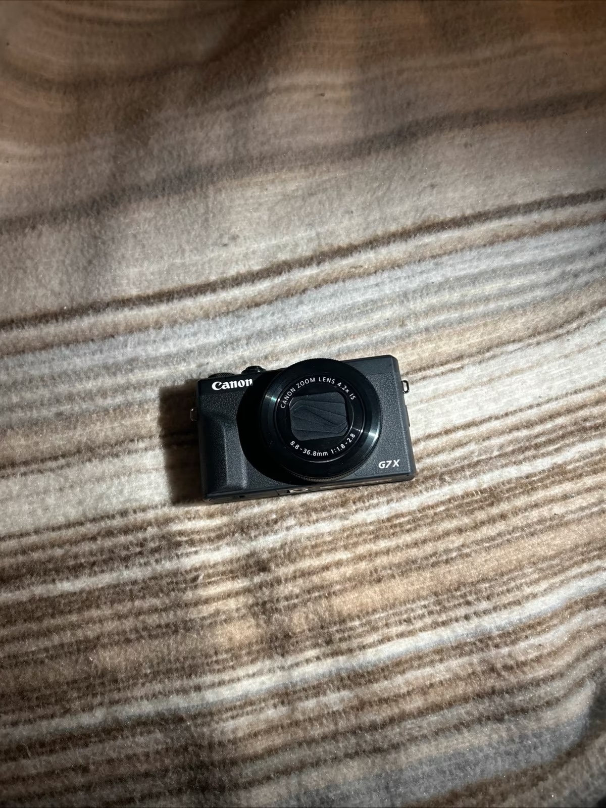 Canon G7X Mark III – Ready for Vlogging, Streaming & Photography - Image 1