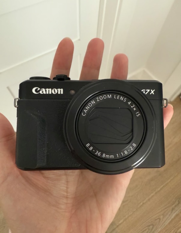 Canon PowerShot G7 X Mark II Digital Camera 20.1MP - Image 1