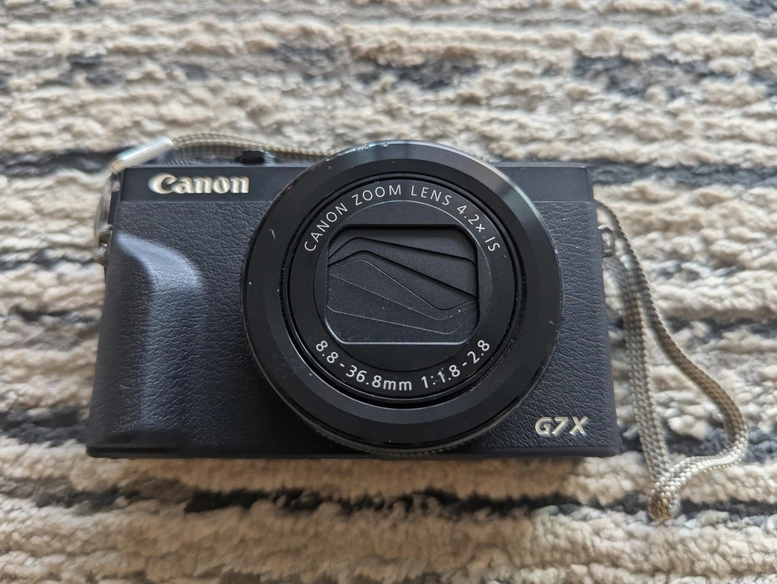 Canon PowerShot G7 X Mark III Bundle – 128GB SD Card, Anker Card Reader, 3 Batteries & Protective Case - Image 1
