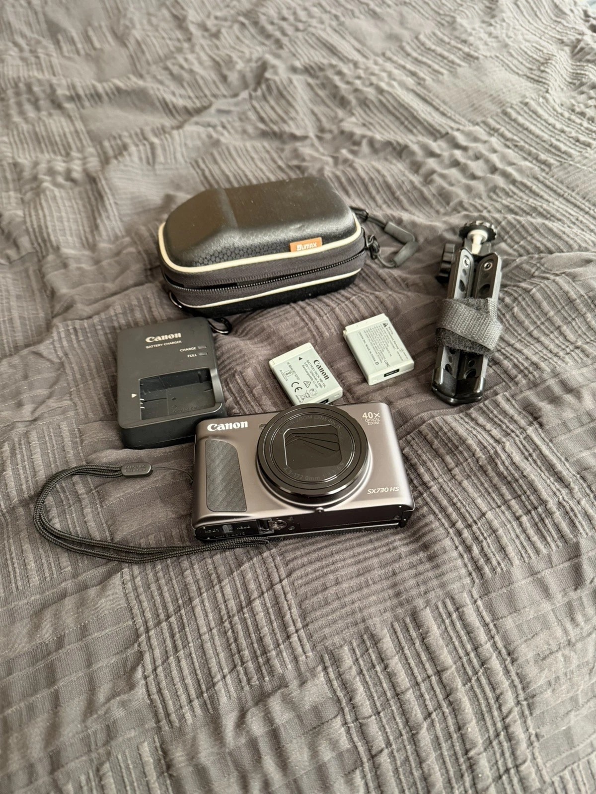Canon PowerShot SX730 HS Digital Camera Bundle – Case, Charger & 2 Batteries Included - Image 1