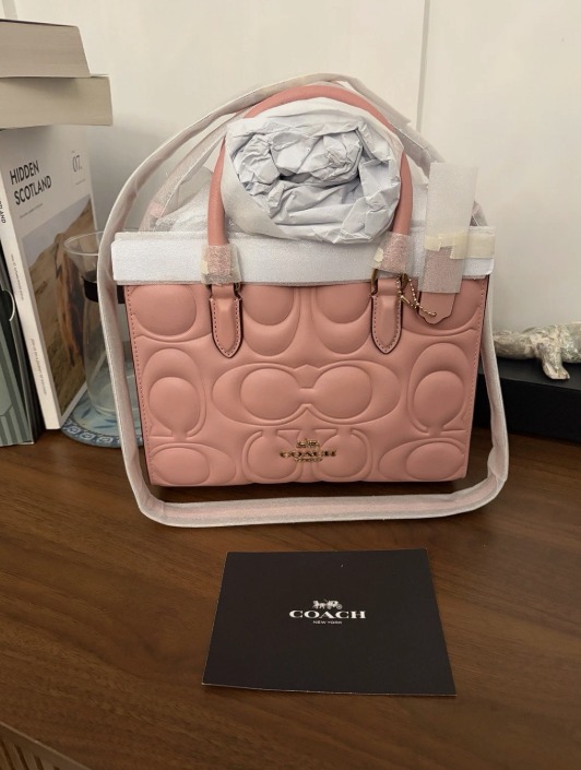 Coach Maggie Small Tote Bag In Signature Leather in Pink Petal NWT CY670 - Image 1