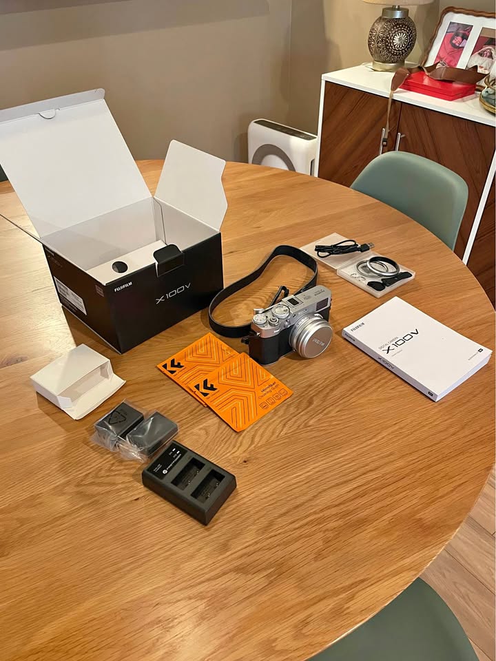 Fujifilm X100V Digital Camera – 26.1MP APS-C, 4K Video Brand new - Image 1