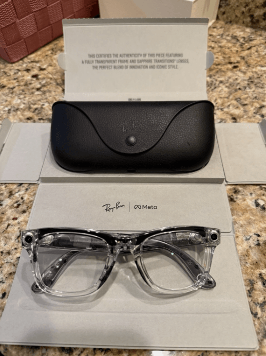RAY-BAN | META WAYFARER LIMITED EDITION RW4006 Transitions Clear/Sapphire 50-22 - Image 1