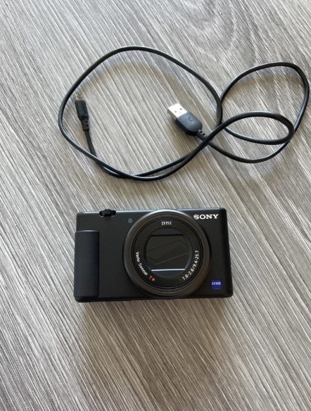Sony ZV-1 20.1MP Compact Digital Vlog Camera – 4K Video & Flip Screen - Image 1